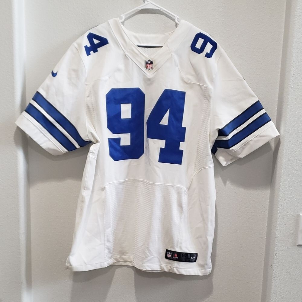NFL Dallas Cowboys WARE # 94 size 52 like new